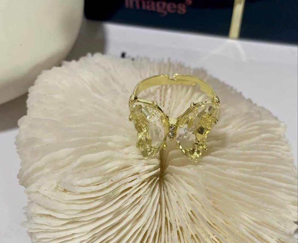 Gold Platted White Butterfly Crystal Ring Jewelry