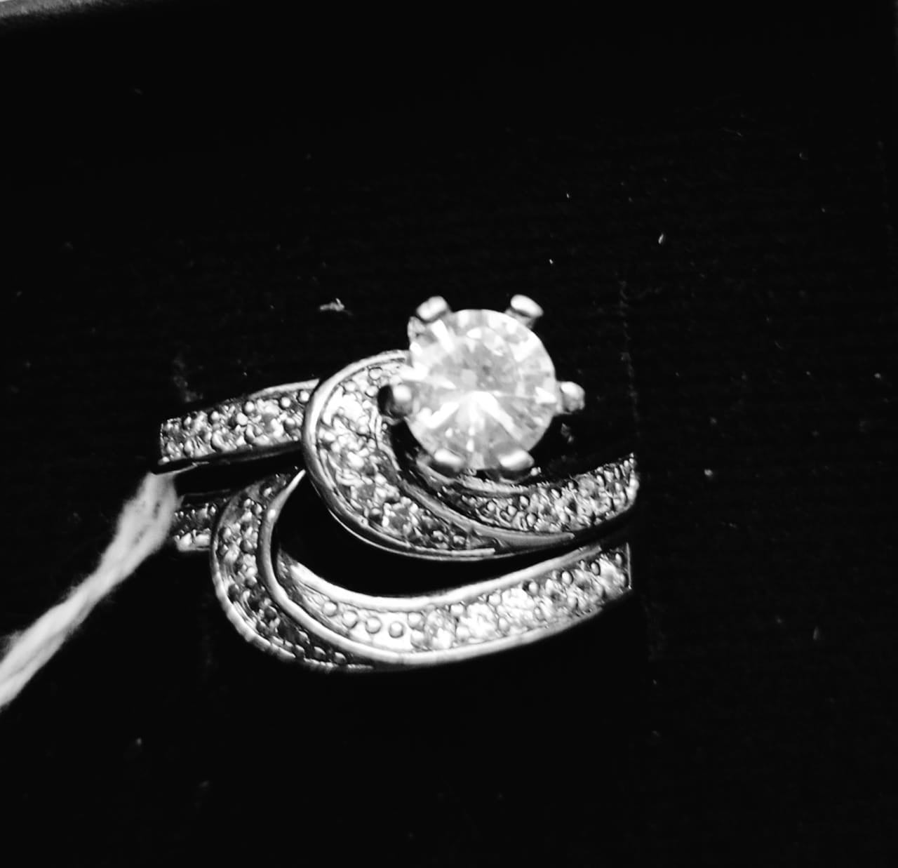 Elegant Silver Celestia Couple Ring Jewelry