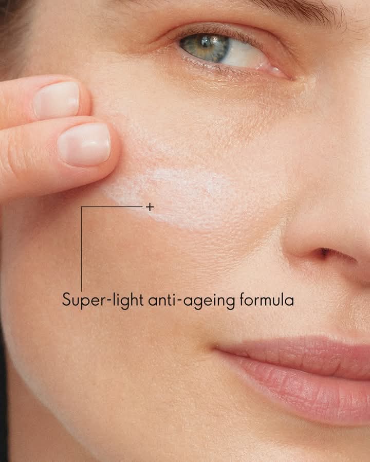 Oriflame Novage+ Proceuticals Ultra Light UV Age Day Shield SPF 50 (Free Shipment)