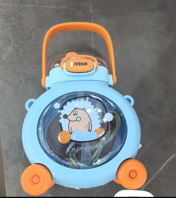 Adorable School Sipper Water Bottle With Moving Wheels For Kids