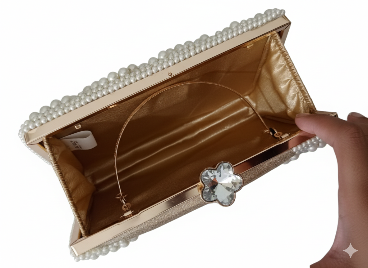 Pearl Symphony Luxe Clutch / Bags