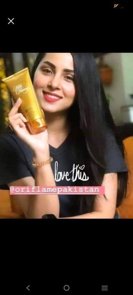Oriflame Milk & Honey Gold Sugar Scrub Original