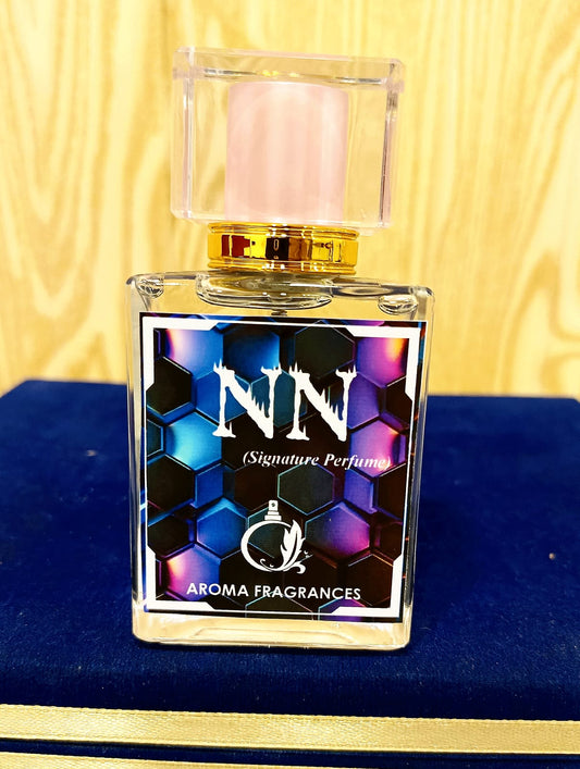 N N Signature perfume, sensual and subtle fragrance featuring notes of musk, florals and soft woody accords Perfumes (Free Shipment)