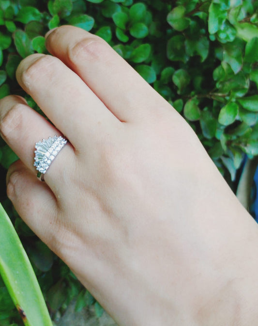 Radiant Crown Silver Plated Ring Jewelry (Adjustable)