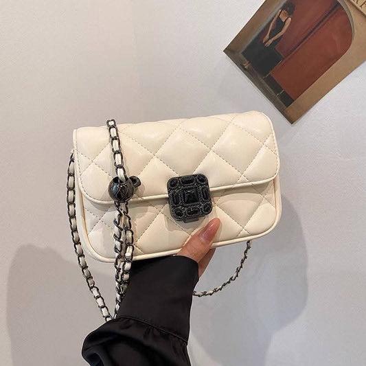 Pearl Noir Shoulder Bag