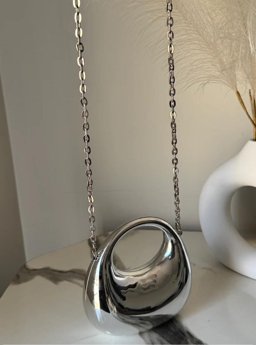 Viral Metallic Clutch with Chain - Mini Silver bag