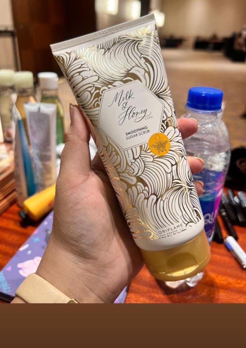 Oriflame Milk & Honey Gold Sugar Scrub Original