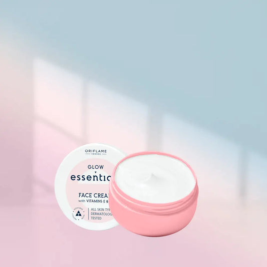 Oriflame Glow Essentials Face Cream with Vitamins E & B3